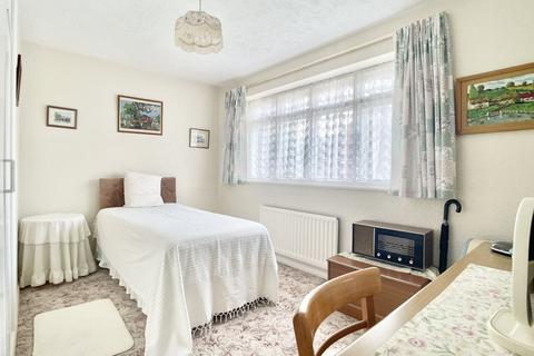 4 Langworth Close, Dartford, DA2 7ET