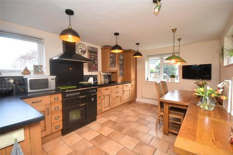 3 bedroom detached house for sale, Ashperton, Ledbury, Herefordshire, HR8