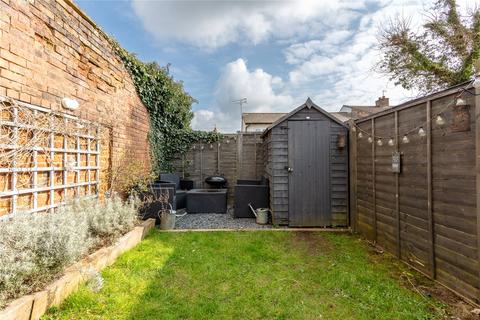 2 bedroom end of terrace house for sale, High Street, Toddington, Bedfordshire, LU5