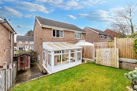 2 bedroom semi-detached house for sale, Fieldway Avenue, Rodley, Leeds