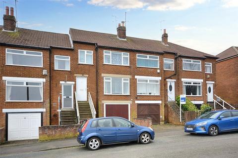 3 bedroom townhouse for sale, Aston Grove, Leeds, West Yorkshire