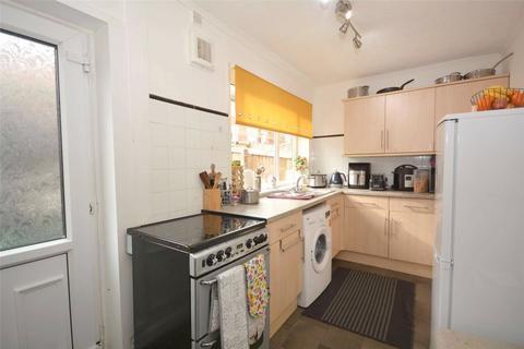3 bedroom townhouse for sale - Aston Grove, Leeds, West Yorkshire