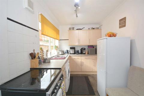 20 Aston Grove, Leeds, LS13 2DJ