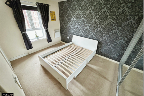 2 bedroom flat for sale, Kirkpatrick Drive, Stourbridge