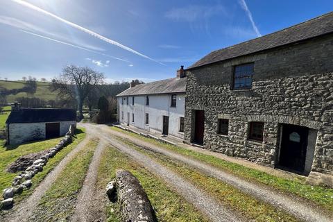 3 bedroom property with land for sale - Tregroes, Llandysul, SA44