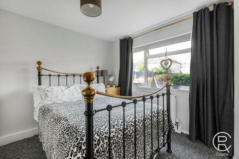 1 April Close, London, W7 3HF