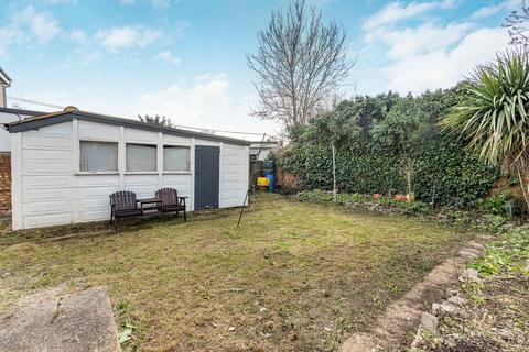29 Farndale Crescent, Greenford, UB6 9LL