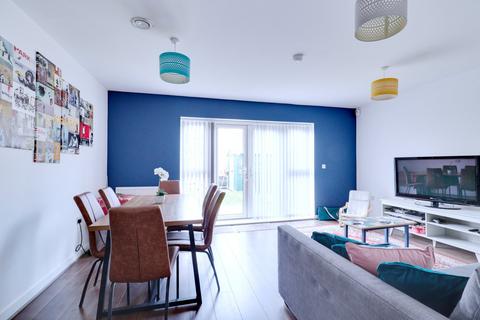 3 bedroom terraced house for sale, Haven Road, Rainham RM13