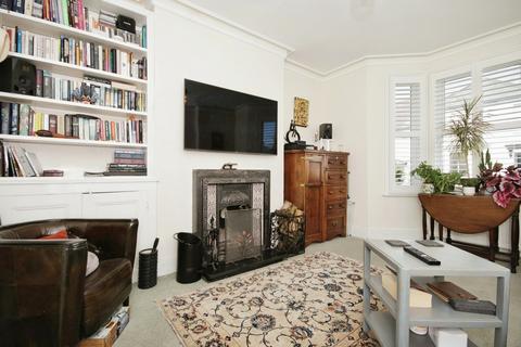 1 bedroom maisonette for sale, Vincent Road, Dorking RH4