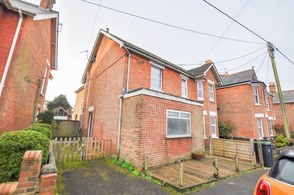 Wimborne Road, Colehill, Wimborne, BH21 3 bed semidetached house for