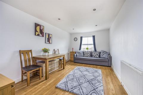 2 bedroom penthouse for sale, Suffolk Road, Bournemouth