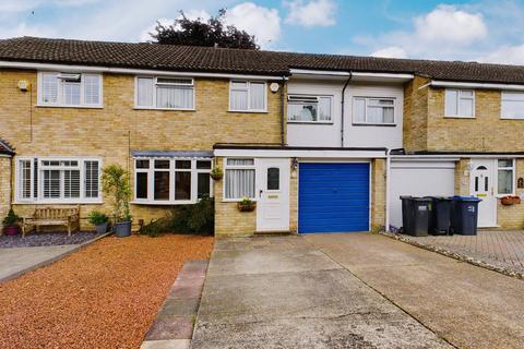 17 Albatross Gardens, South Croydon, CR2 8QW