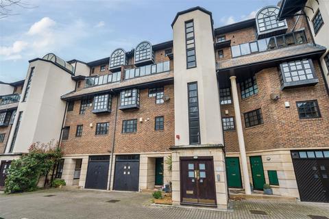 2 bedroom apartment for sale, Rope Street, Surrey Quays