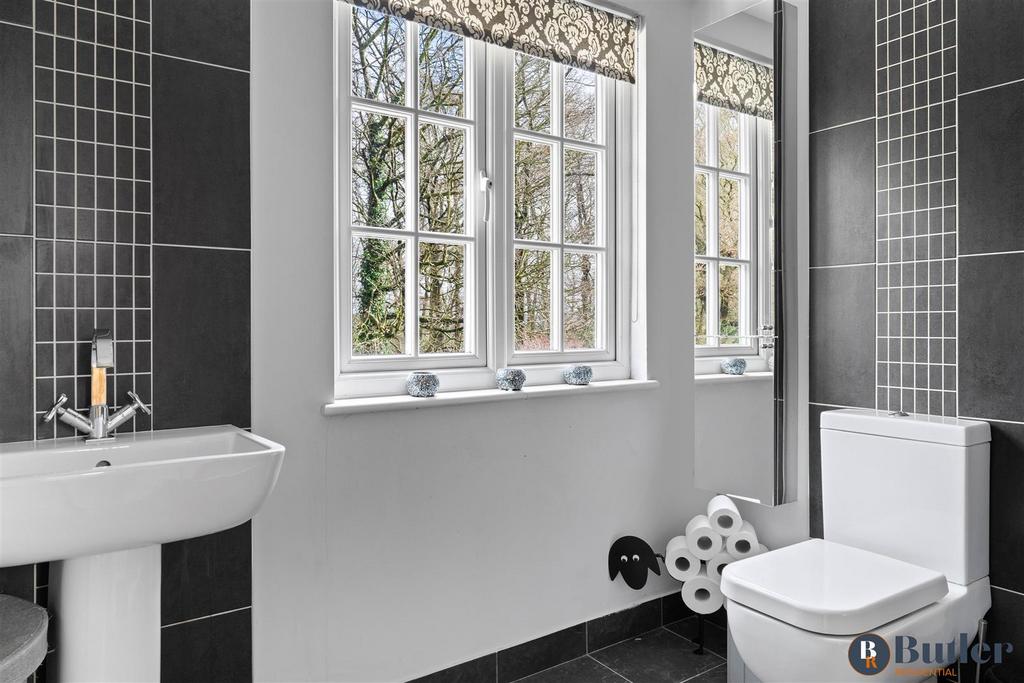 Ensuite