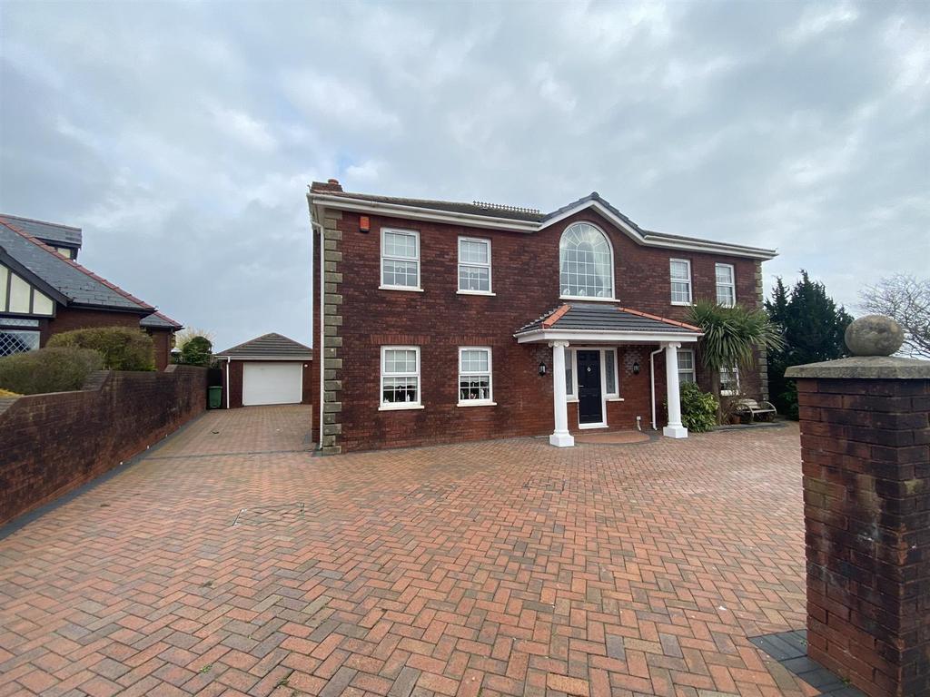 Llannon Road, Felinfoel, Llanelli 4 bed detached house for sale £595,000