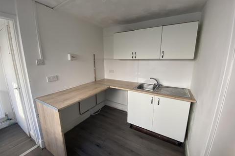 3 Cae Du Bach, Llanelli, SA15 3AQ