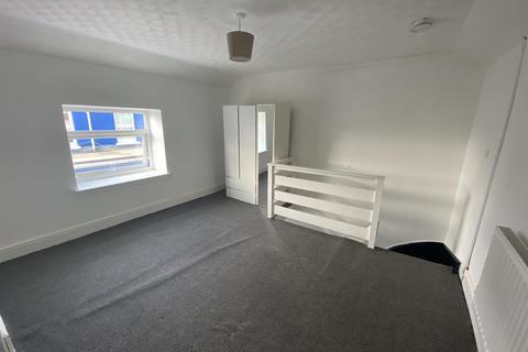 3 Cae Du Bach, Llanelli, SA15 3AQ