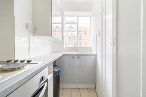 1 bedroom flat for sale, Camden Road, London, NW1 9DY