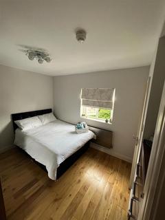 5 bedroom property to rent, Alperton Lane, Wembley