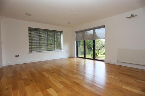 4 bedroom house to rent - Dyke Road,,Hove