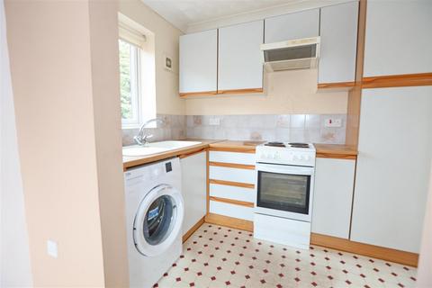 1 bedroom flat for sale, The Croft, Lowestoft, NR32