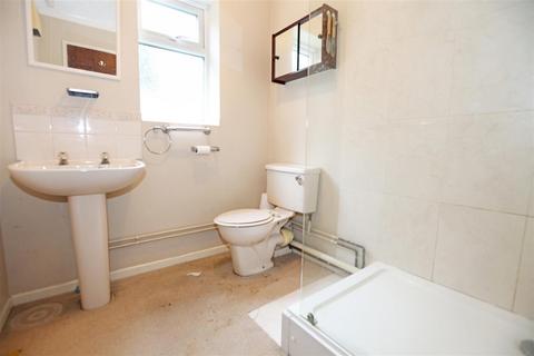 1 bedroom flat for sale, The Croft, Lowestoft, NR32