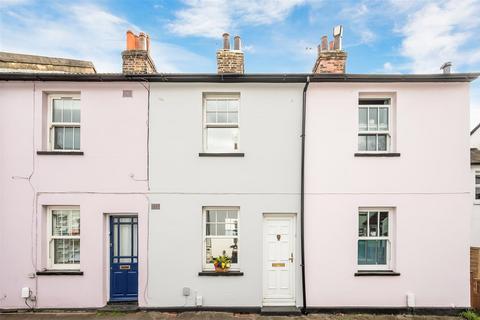 20 Providence Place, Epsom, KT17 4BB