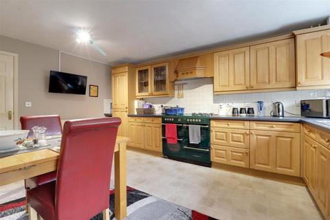 4 bedroom townhouse for sale, Calder Square, Brough