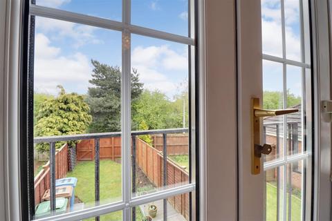 11 Calder Square, Brough, HU15 1GE