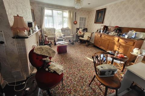 2 bedroom maisonette for sale - Bramley Road, Oakwood, N14