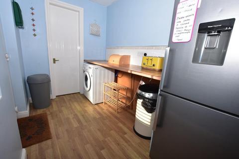 270 Ashgate Road, Chesterfield, S40 4AW