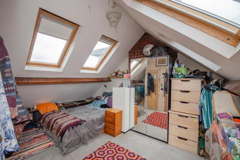 28 Bannerman Road, Bristol, BS5 0RR