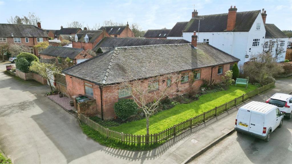 Main Street, Egginton, Derby 3 bed barn conversion for sale £440,000