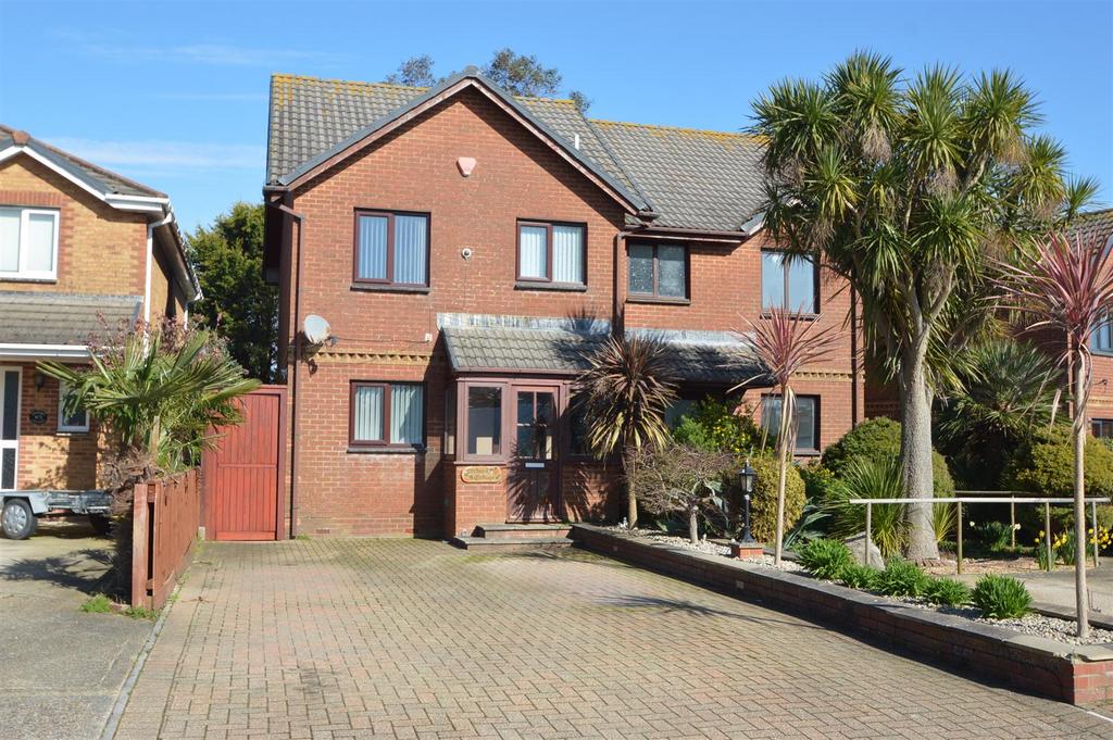 ELMFIELD, RYDE 3 bed semidetached house for sale £255,000