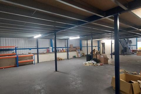 Industrial unit to rent - Princes Road, Ramsgate