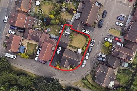 2 Bristol Close, Rayleigh, SS6 9RZ