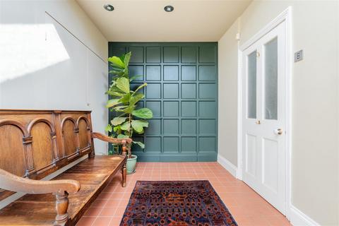 14 Bath Road, Bitton, Bristol, BS30 6HZ