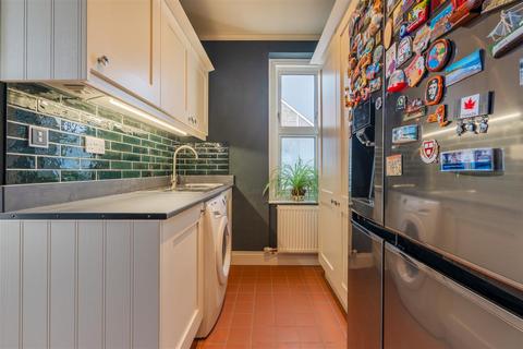 14 Bath Road, Bitton, Bristol, BS30 6HZ