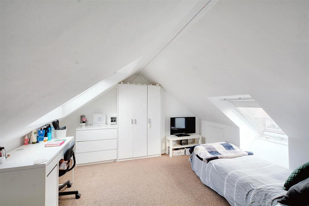 Bed 3.jpeg