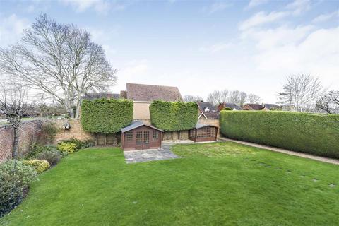 4 bedroom detached house for sale, Queens Avenue, Bicester