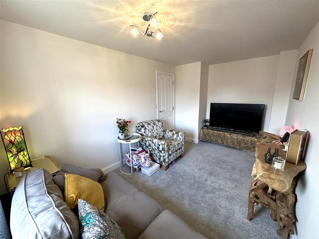 Bedroom Two/ Sitting Room 433