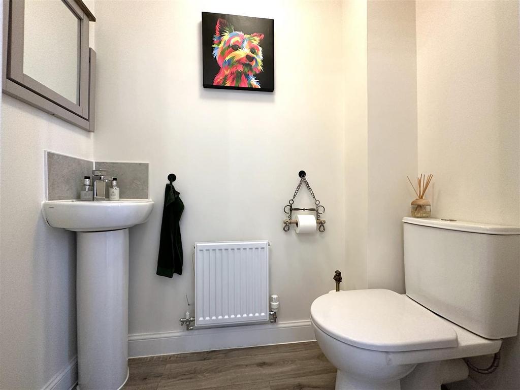 Ground Floor W.C 467