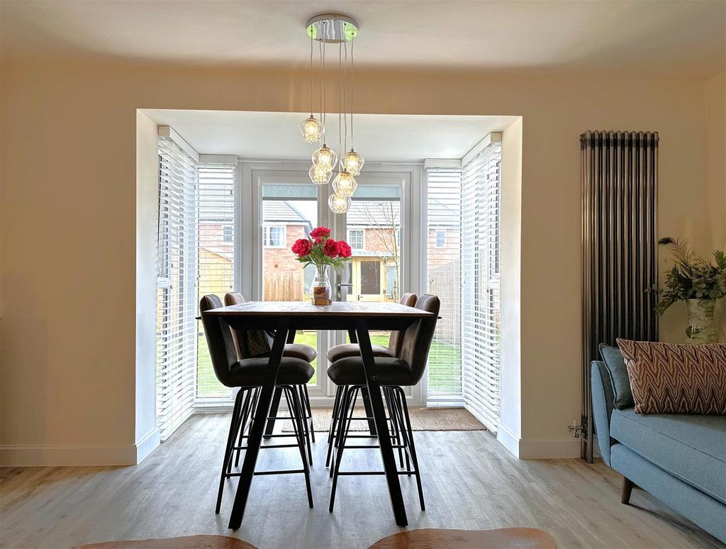 Dining Area With Bay 485