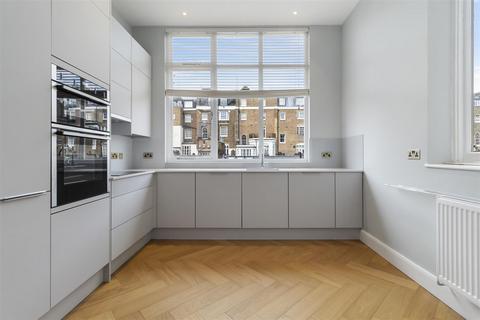 3 bedroom apartment to rent, Eaton Square, Belgravia, SW1W