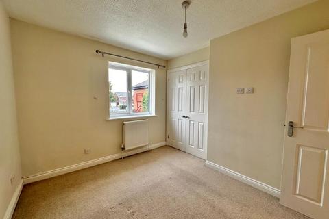 17 Osler Close, Northampton, NN2 8NE