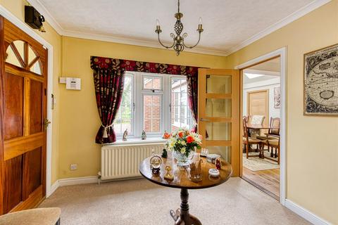 Holly Lodge Church Lane, Boningale, Wolverhampton, WV7 3BY