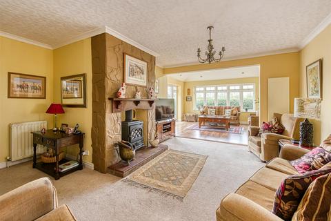 Holly Lodge Church Lane, Boningale, Wolverhampton, WV7 3BY