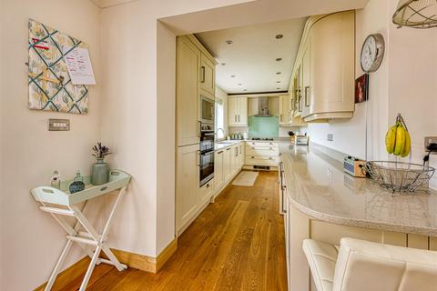 Holly Lodge Church Lane, Boningale, Wolverhampton, WV7 3BY