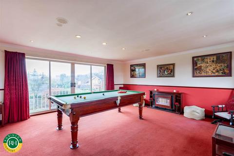6 Alderson Drive, Tickhill, Doncaster, DN11 9HR
