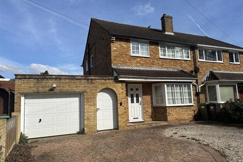 3 bedroom semi-detached house for sale - Sutton Road, Maidstone